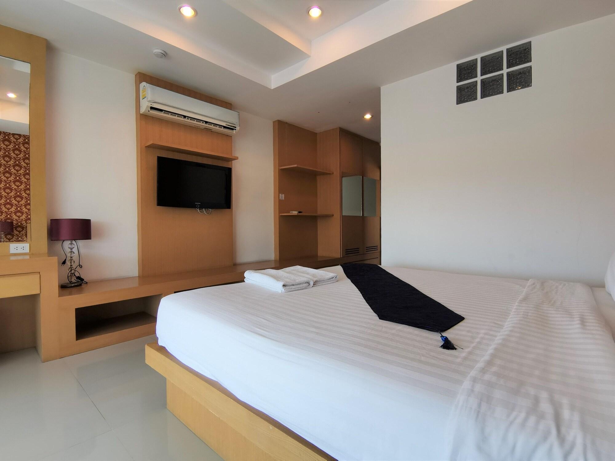 Le Desir Resortel Chalong Exterior photo